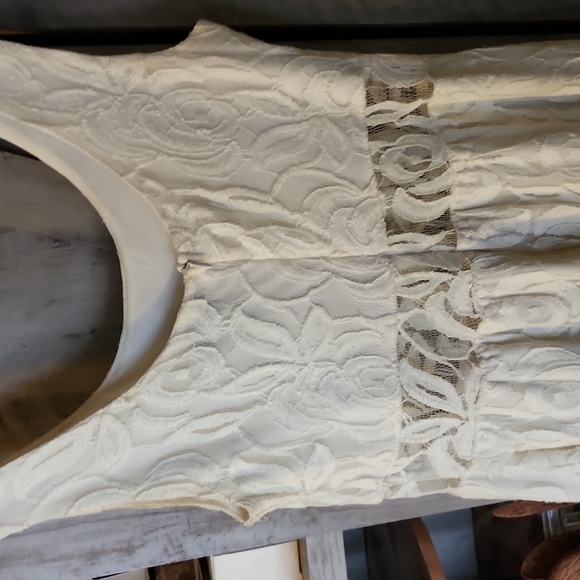 Lace Dress - Picture 2 of 2